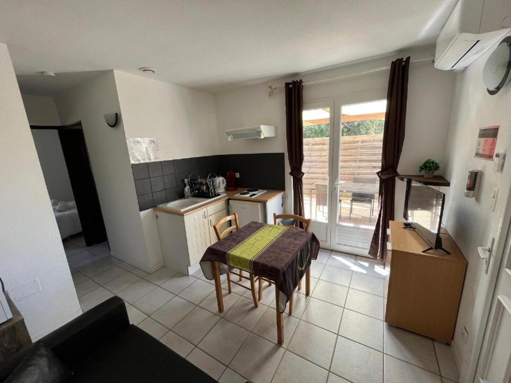 Mont Bouquet Lodge-Residence Hoteliere Brouzet-les-Ales Esterno foto