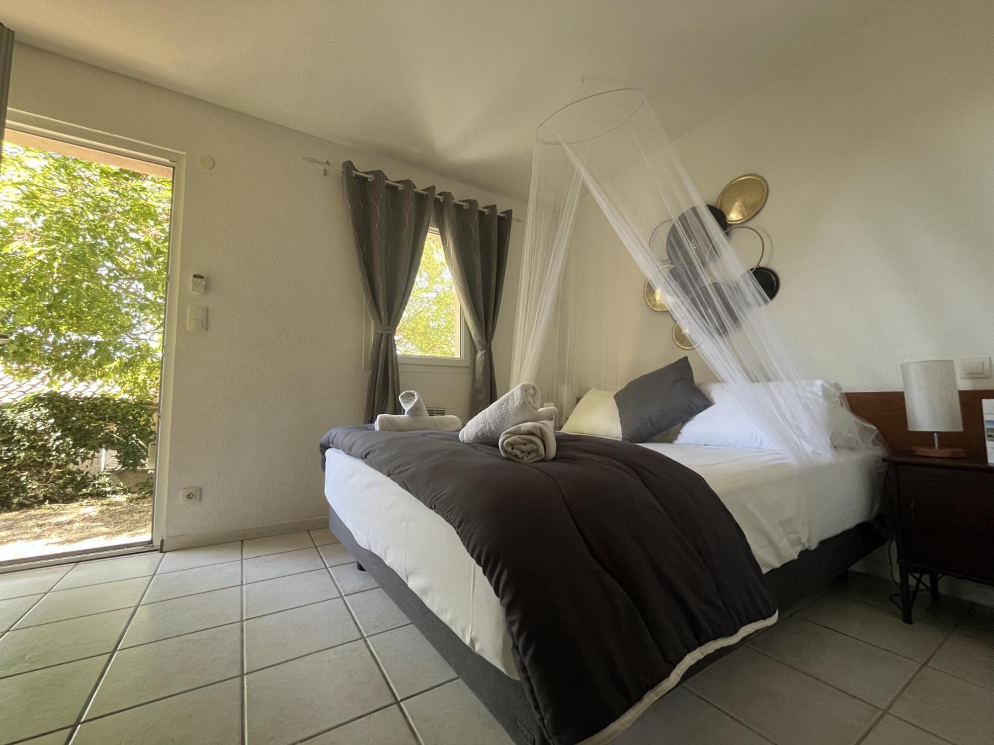 Mont Bouquet Lodge-Residence Hoteliere Brouzet-les-Ales Esterno foto