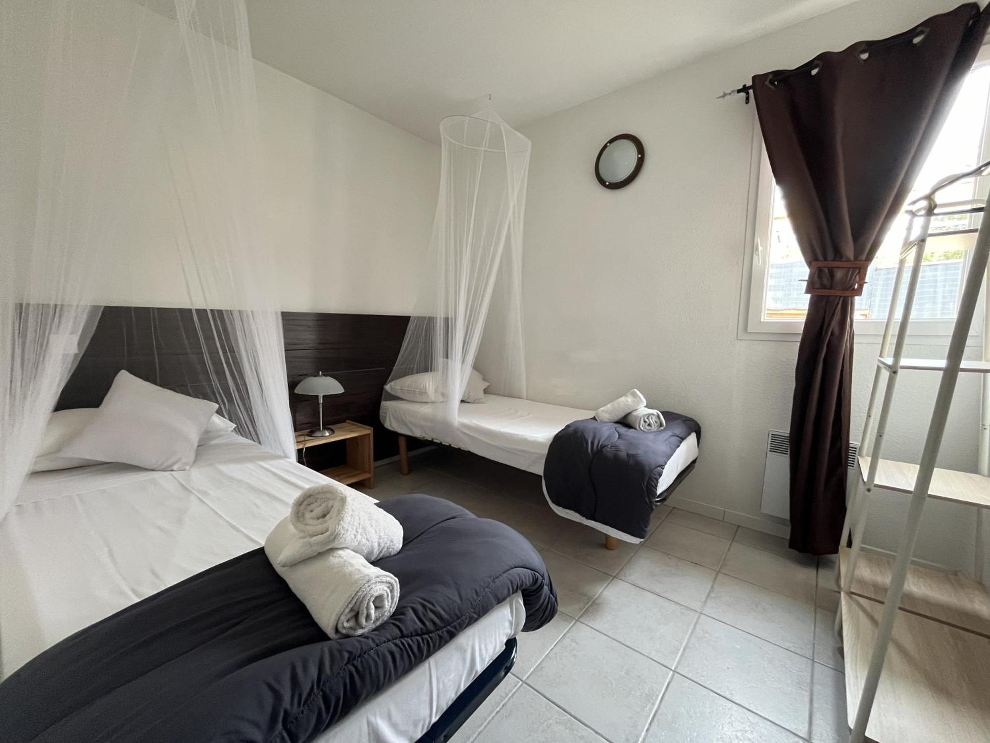 Mont Bouquet Lodge-Residence Hoteliere Brouzet-les-Ales Esterno foto