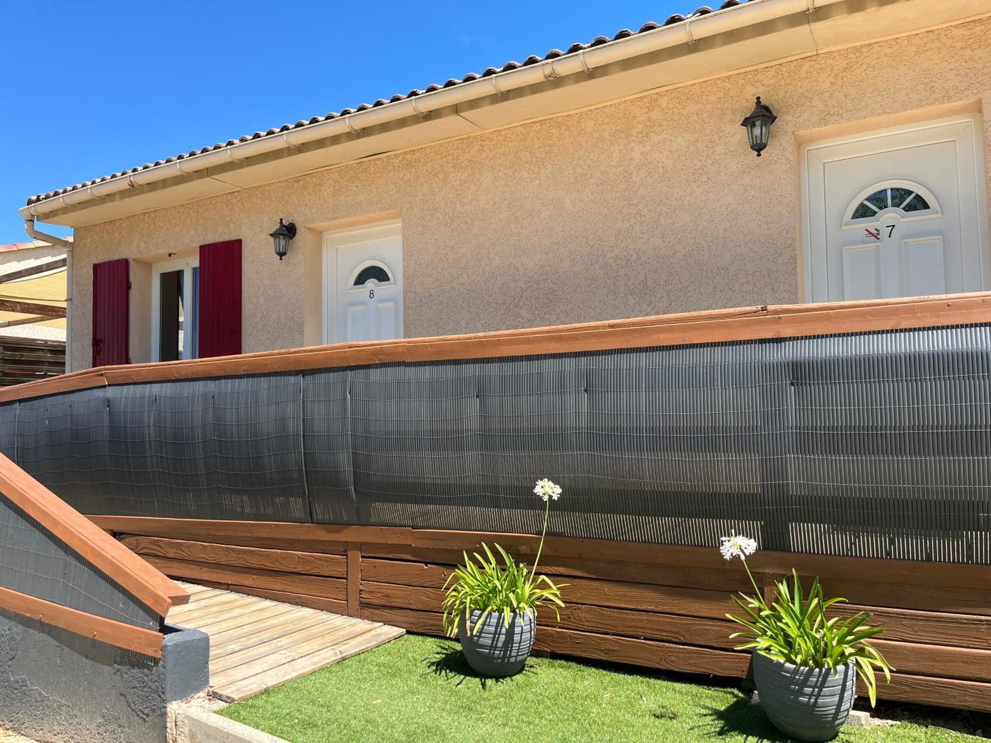 Mont Bouquet Lodge-Residence Hoteliere Brouzet-les-Ales Esterno foto