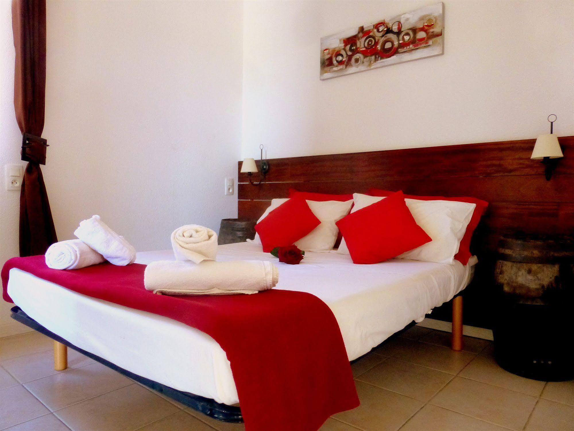 Mont Bouquet Lodge-Residence Hoteliere Brouzet-les-Ales Esterno foto
