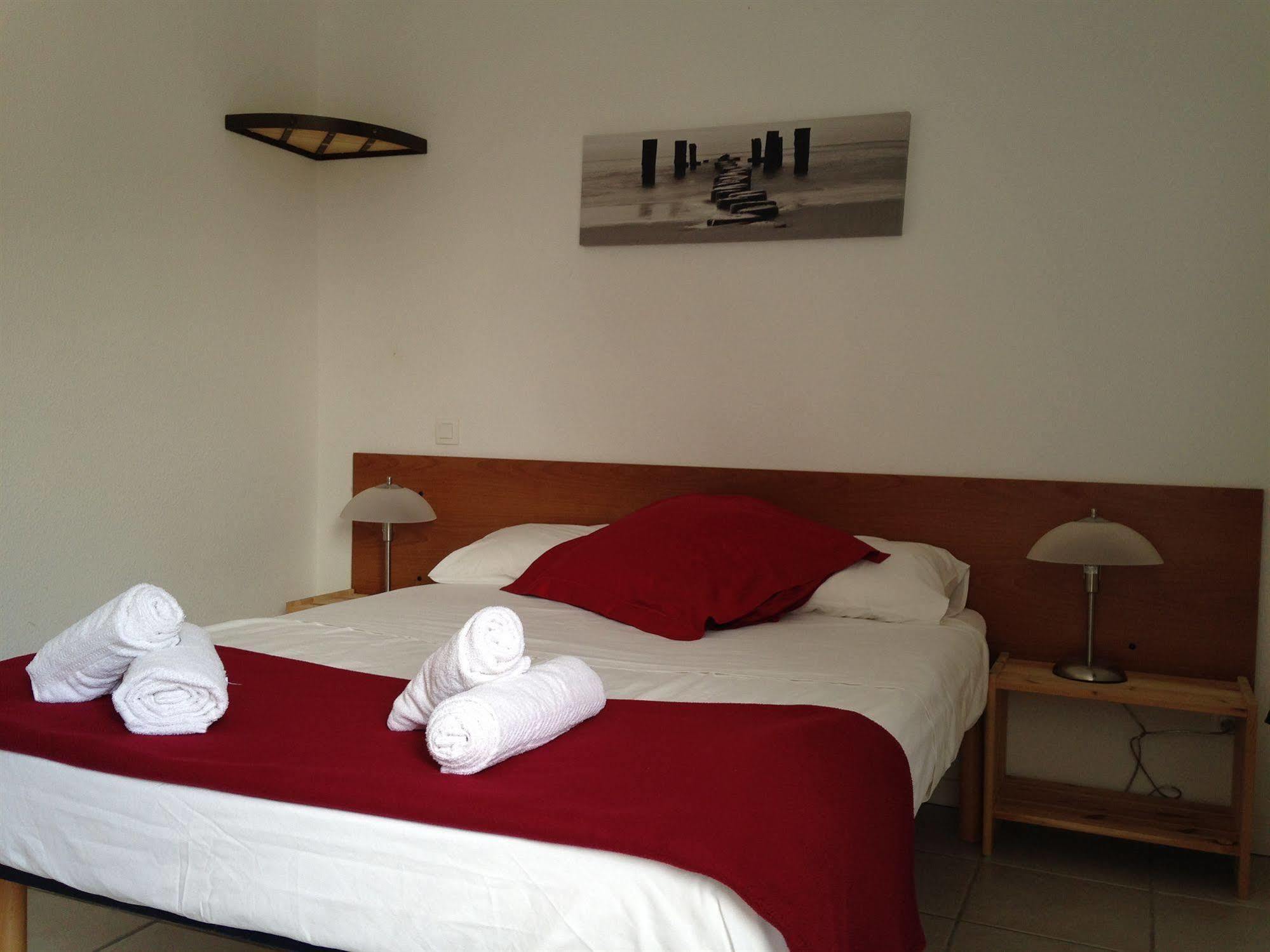 Mont Bouquet Lodge-Residence Hoteliere Brouzet-les-Ales Esterno foto
